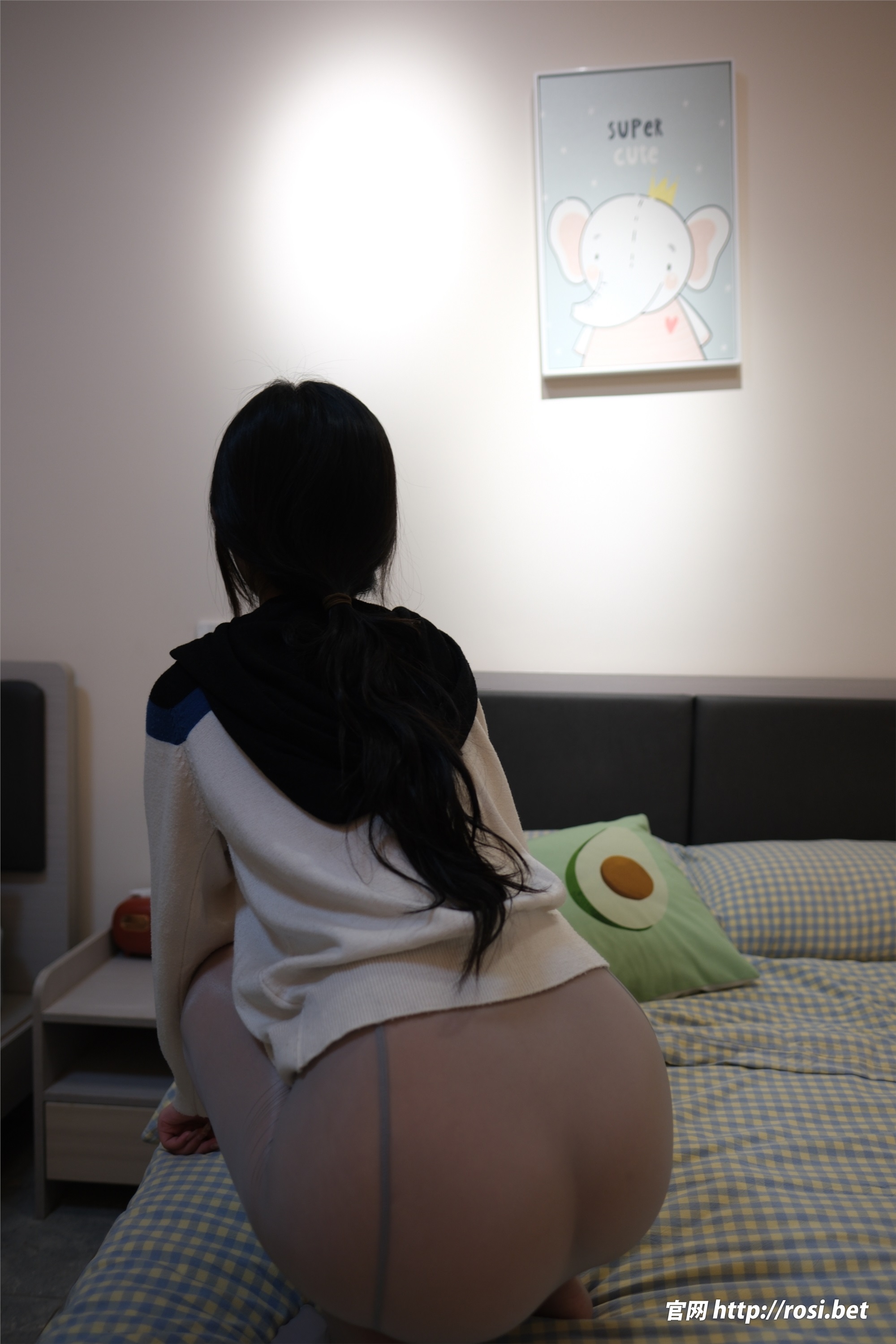 ROSI写真 2025.10.08 NO.5056